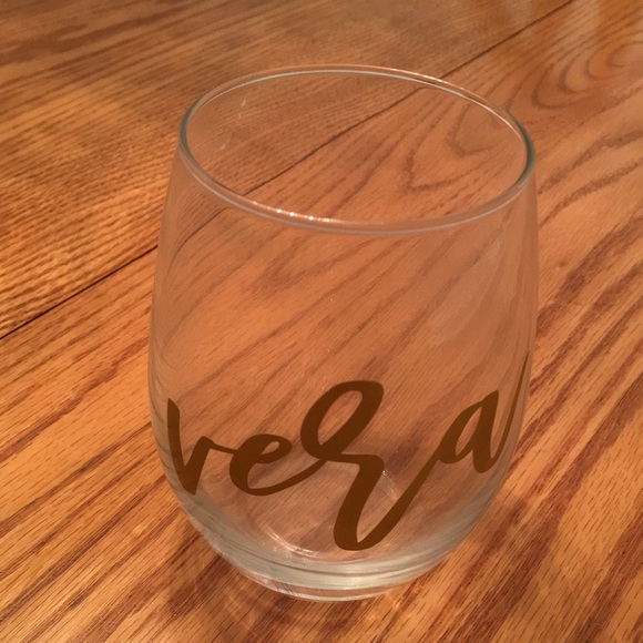 Wine glass with Vera inscription. - Picture 5 of 7